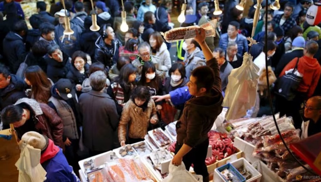 Japan wholesale inflation holds steady, yen falls add pressure on&nbsp;BOJ